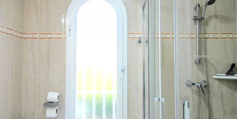 LA NUCIA CERCA DE BENIDORM LA NUCIA CERCA DE BENIDORM