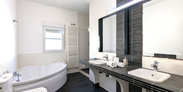 CERCA DE BENIDORM LA NUCIA CERCA DE BENIDORM LA NUCIA