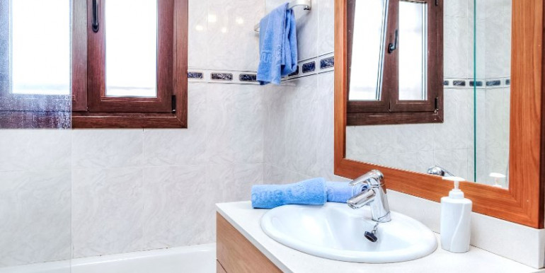 LUMINOSA VILLA EN CALONGE LUMINOSA VILLA EN CALONGE