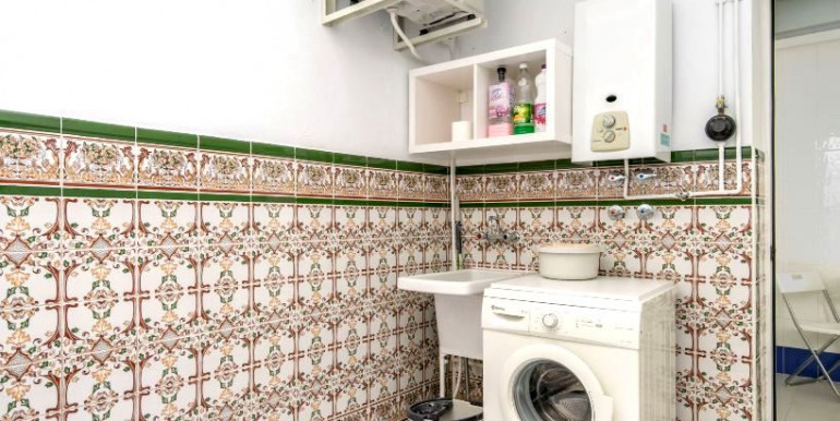 ACOGEDOR PISO TORREMOLINOS