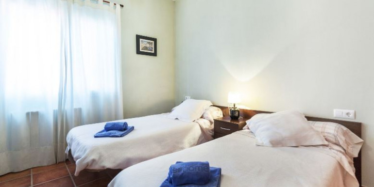 SOLEADA VILLA EN CALONGE SOLEADA VILLA EN CALONGE