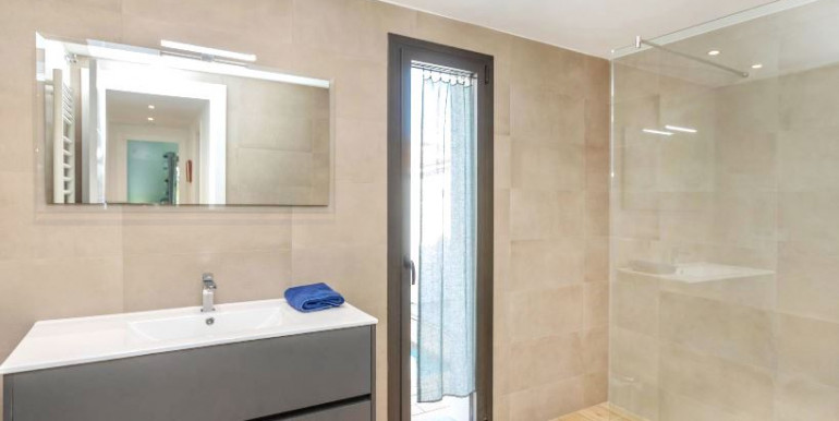 IN CALONGE 800m FROM THE SEA IN CALONGE 800m FROM THE SEA