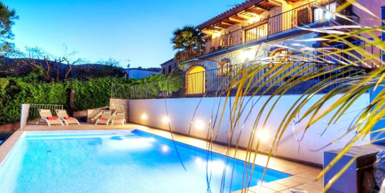 LUMINOSA VILLA EN CALONGE LUMINOSA VILLA EN CALONGE