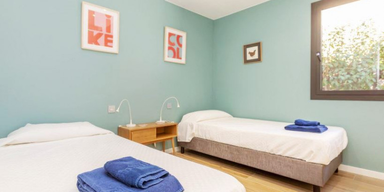 IN CALONGE 800m FROM THE SEA IN CALONGE 800m FROM THE SEA