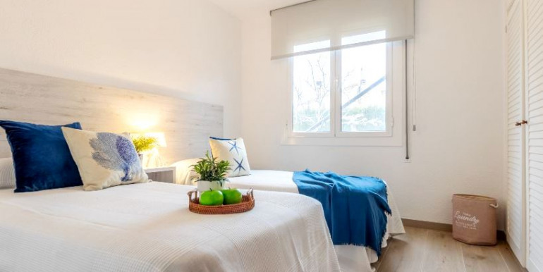 IN DELTEBRE 200m FROM THE SEA IN DELTEBRE 200m FROM THE SEA