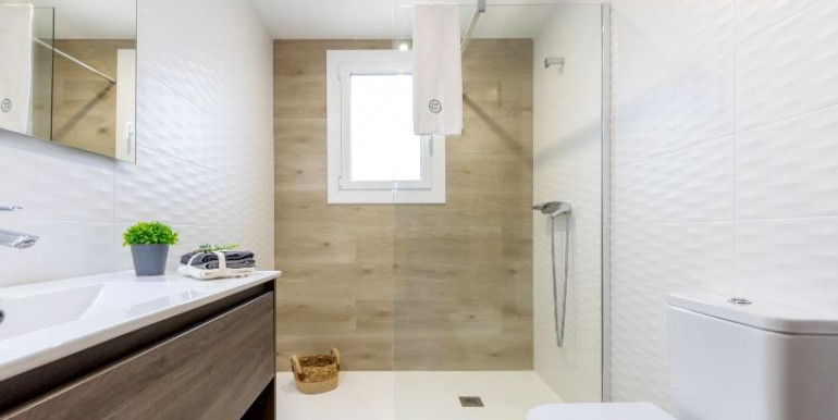 IN DELTEBRE 200m FROM THE SEA IN DELTEBRE 200m FROM THE SEA