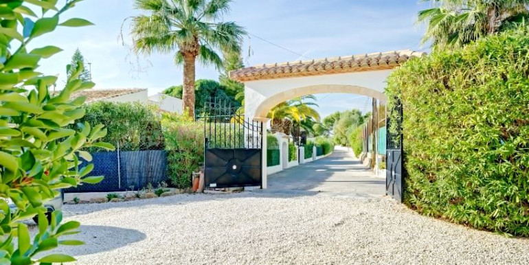 BRIGHT VILLA IN JÁVEA BRIGHT VILLA IN JÁVEA