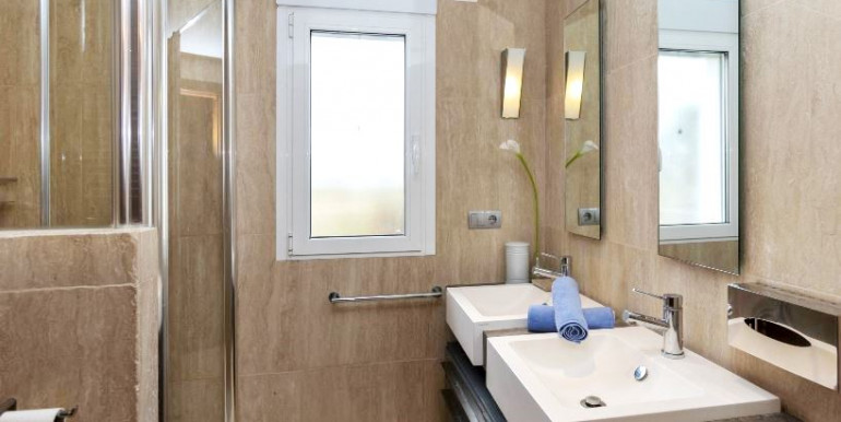 LARGE VILLA IN PEÑISCOLA