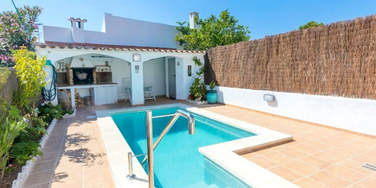 ACOGEDOR CHALET EN CUNIT ACOGEDOR CHALET EN CUNIT