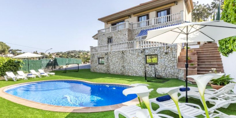 COSY VILLA LLORET DE MAR COSY VILLA LLORET DE MAR