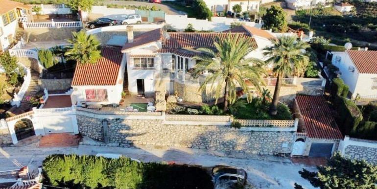 CHALET CON VISTAS AL MAR CHALET CON VISTAS AL MAR