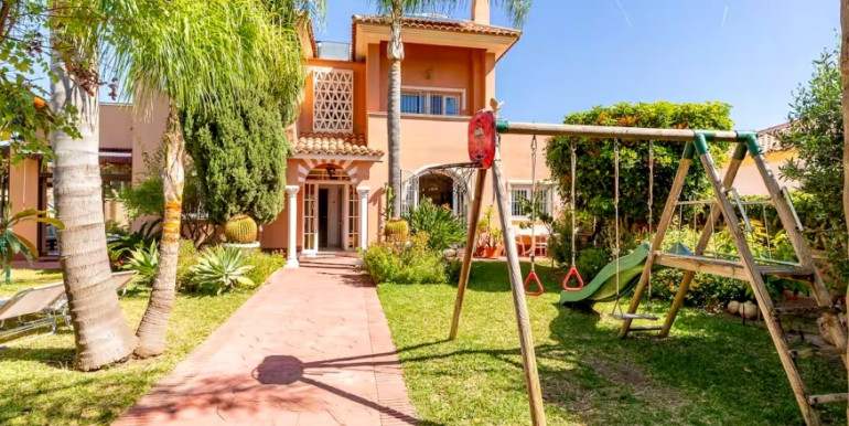 GRAN VILLA EN MÁLAGA GRAN VILLA EN MÁLAGA