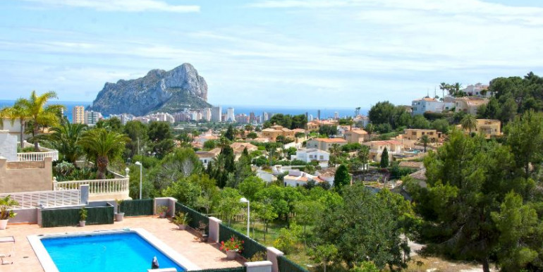 VILLA DE 9 DORMITORIOS EN CALPE VILLA DE 9 DORMITORIOS EN CALPE