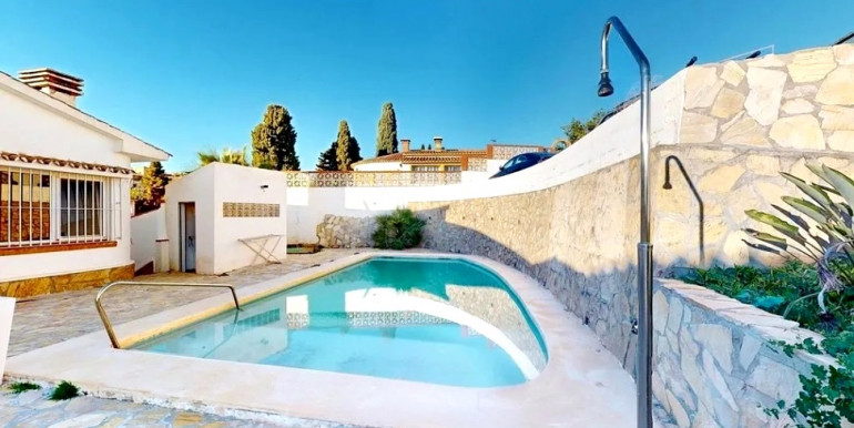 CHALET CON VISTAS AL MAR CHALET CON VISTAS AL MAR