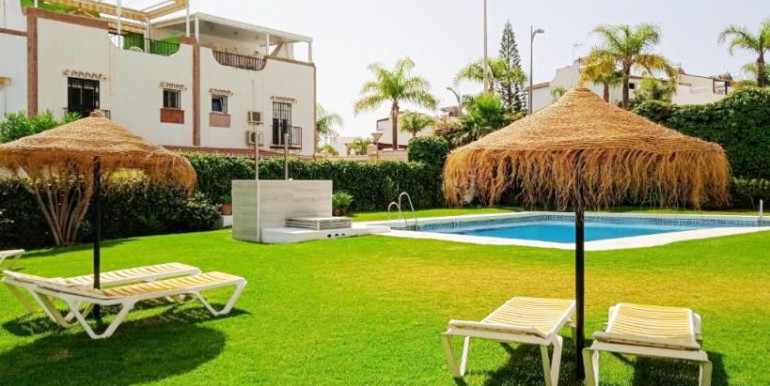 ADOSADA FAMILIAR TORREMOLINOS ADOSADA FAMILIAR TORREMOLINOS