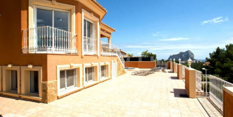 VILLA DE 9 DORMITORIOS EN CALPE VILLA DE 9 DORMITORIOS EN CALPE