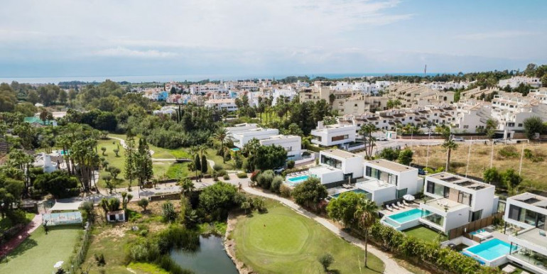 MODERNA VILLA EN EL PARAISO MODERNA VILLA EN EL PARAISO