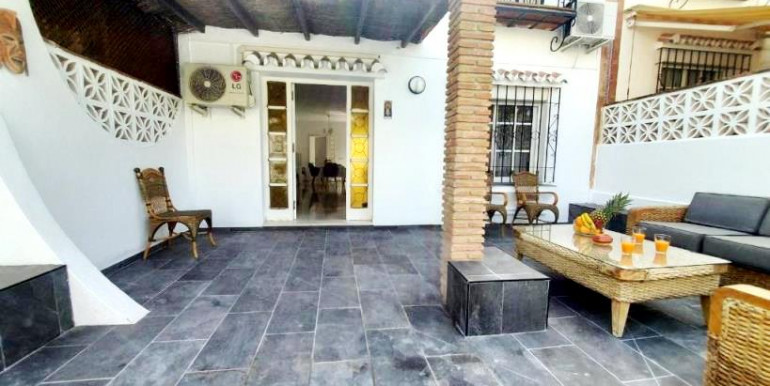 ADOSADA FAMILIAR TORREMOLINOS ADOSADA FAMILIAR TORREMOLINOS