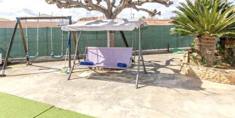 VILLA FAMILIAR EN VINARÓS VILLA FAMILIAR EN VINARÓS