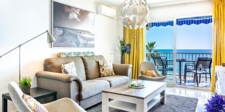 ON THE BEACHFRONT FUENGIROLA ON THE BEACHFRONT FUENGIROLA