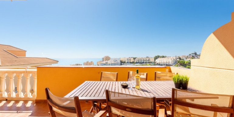 IN FUENGIROLA 500m FROM THE SEA IN FUENGIROLA 500m FROM THE SEA