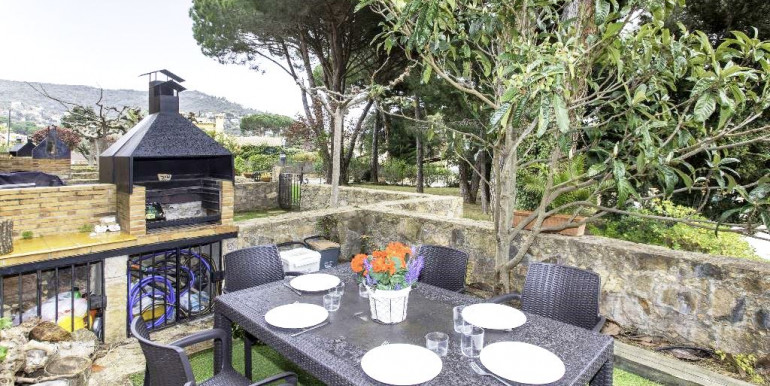 FAMILY TOWNHOUSE IN CALONGE FAMILY TOWNHOUSE IN CALONGE