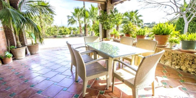 CHALET EN ALHAURÍN EL GRANDE