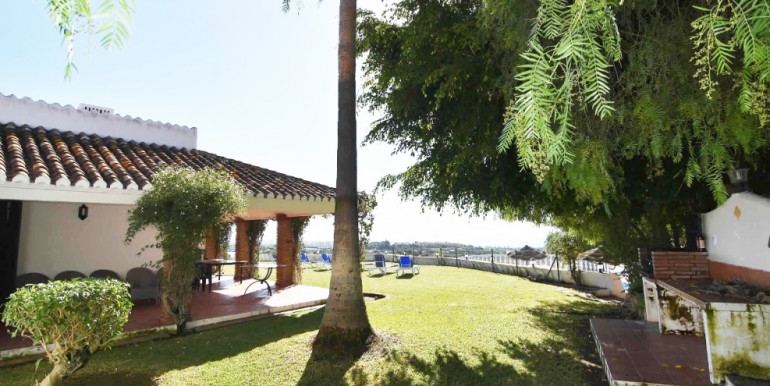 AMPLIA VILLA EN NERJA AMPLIA VILLA EN NERJA