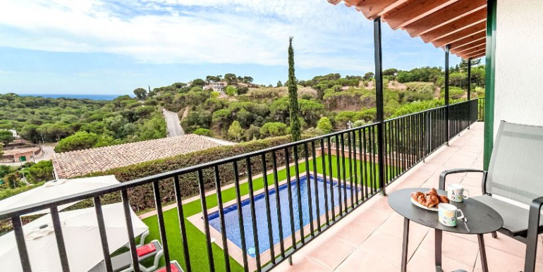 CONFORTABLE VILLA LLORET DE MAR CONFORTABLE VILLA LLORET DE MAR