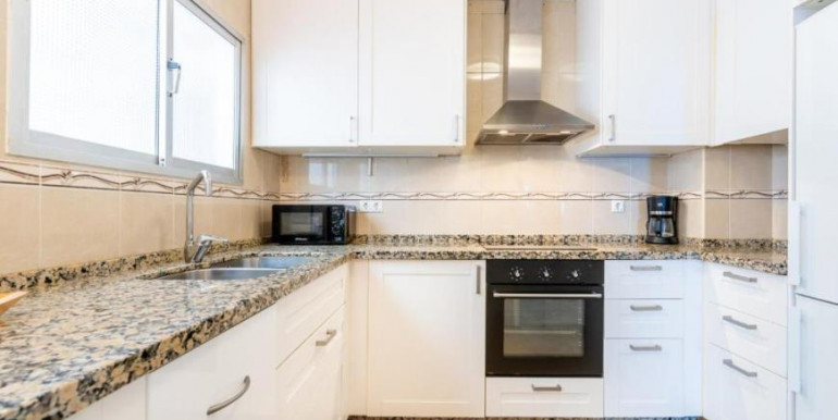 IN FUENGIROLA 35m FROM THE SEA IN FUENGIROLA 35m FROM THE SEA