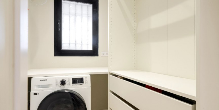 BONITO APARTAMENTO EN BENAHAVÍS BONITO APARTAMENTO EN BENAHAVÍS