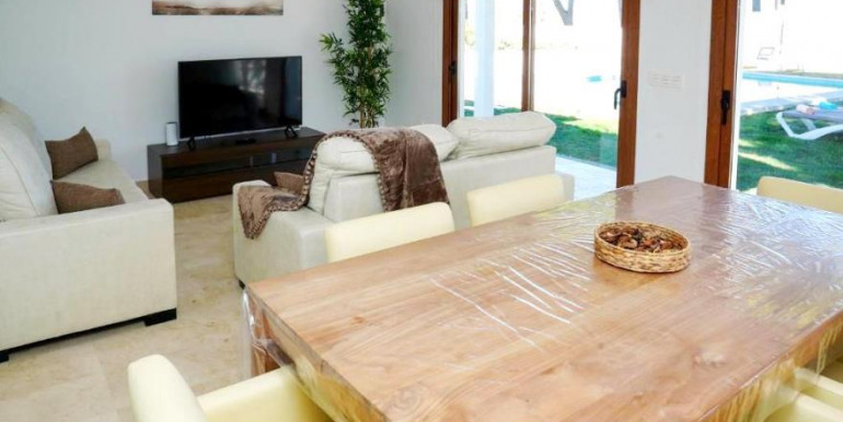 LARGE VILLA ALHAURÍN DE LA TORRE LARGE VILLA ALHAURÍN DE LA TORRE