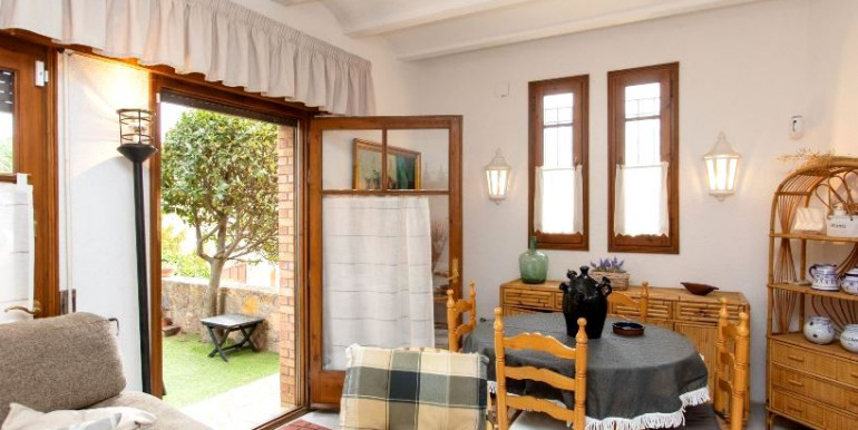 FAMILY TOWNHOUSE IN CALONGE FAMILY TOWNHOUSE IN CALONGE