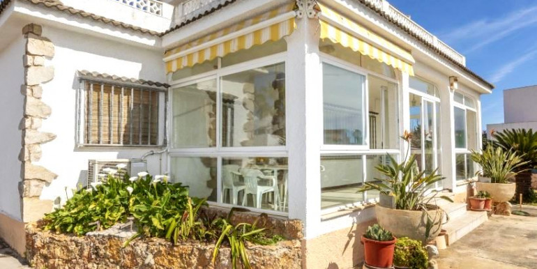 VILLA FAMILIAR EN VINARÓS VILLA FAMILIAR EN VINARÓS