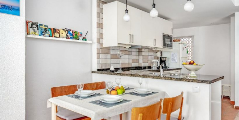 35m FROM THE SEA IN FUENGIROLA 35m FROM THE SEA IN FUENGIROLA