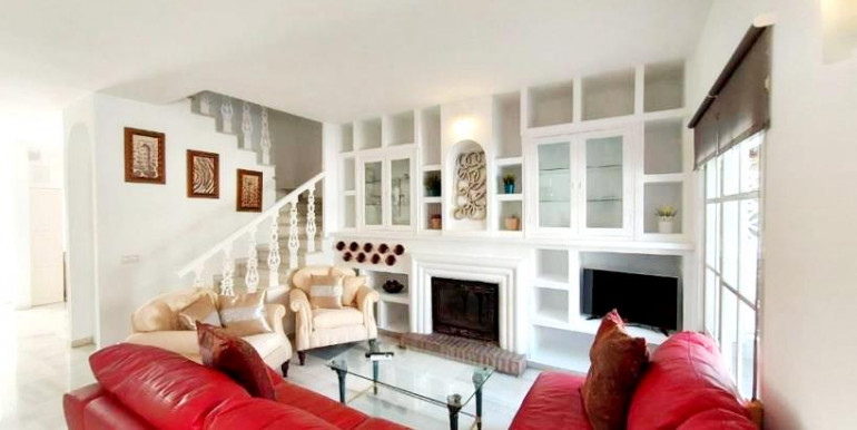 ADOSADA FAMILIAR TORREMOLINOS ADOSADA FAMILIAR TORREMOLINOS