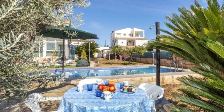 VILLA FAMILIAR EN VINARÓS VILLA FAMILIAR EN VINARÓS