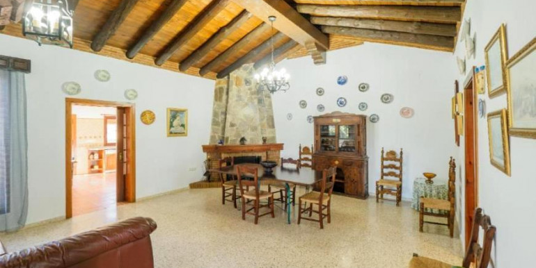 CHALET EN ALHAURÍN EL GRANDE