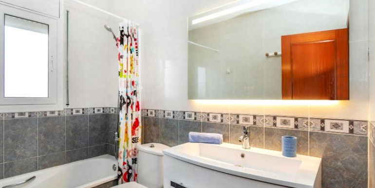 LLORET DE MAR HOLIDAYS LLORET DE MAR HOLIDAYS