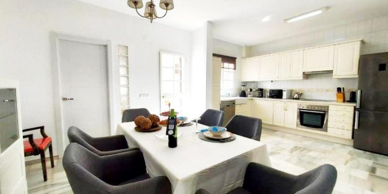 ADOSADA FAMILIAR TORREMOLINOS ADOSADA FAMILIAR TORREMOLINOS