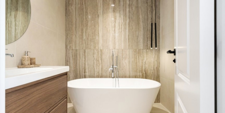 BONITO APARTAMENTO EN BENAHAVÍS BONITO APARTAMENTO EN BENAHAVÍS