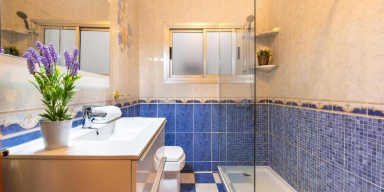 ON THE BEACHFRONT FUENGIROLA ON THE BEACHFRONT FUENGIROLA