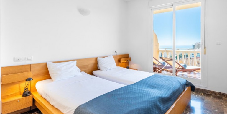 IN FUENGIROLA 500m FROM THE SEA IN FUENGIROLA 500m FROM THE SEA