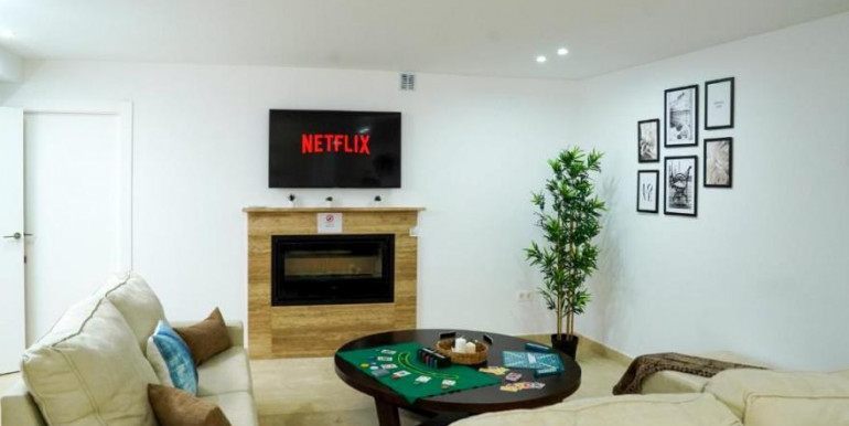 LARGE VILLA ALHAURÍN DE LA TORRE LARGE VILLA ALHAURÍN DE LA TORRE