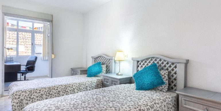 ON THE BEACHFRONT FUENGIROLA ON THE BEACHFRONT FUENGIROLA