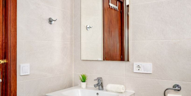 35m FROM THE SEA IN FUENGIROLA 35m FROM THE SEA IN FUENGIROLA