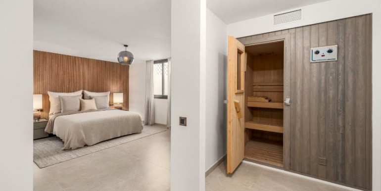 REFINADA VILLA EN MARBELLA REFINADA VILLA EN MARBELLA