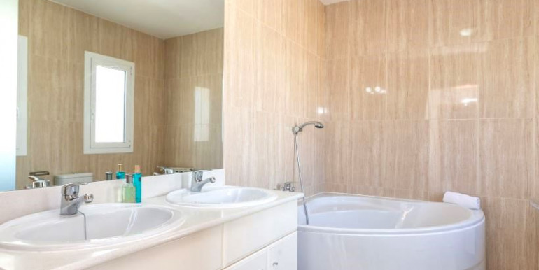 ESPACIOSA VILLA LLORET DE MAR ESPACIOSA VILLA LLORET DE MAR