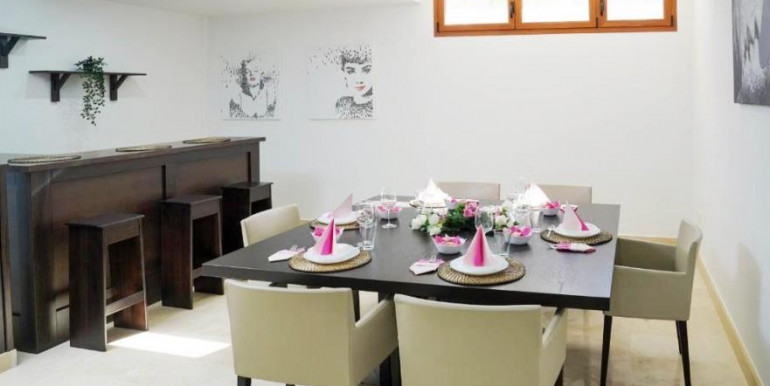 LARGE VILLA ALHAURÍN DE LA TORRE LARGE VILLA ALHAURÍN DE LA TORRE