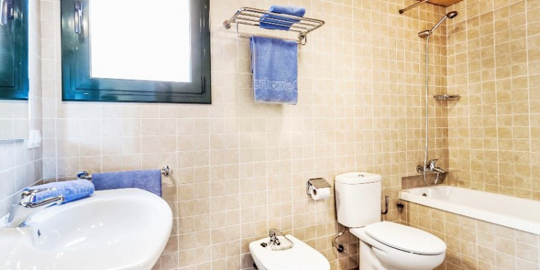 CONFORTABLE VILLA LLORET DE MAR CONFORTABLE VILLA LLORET DE MAR